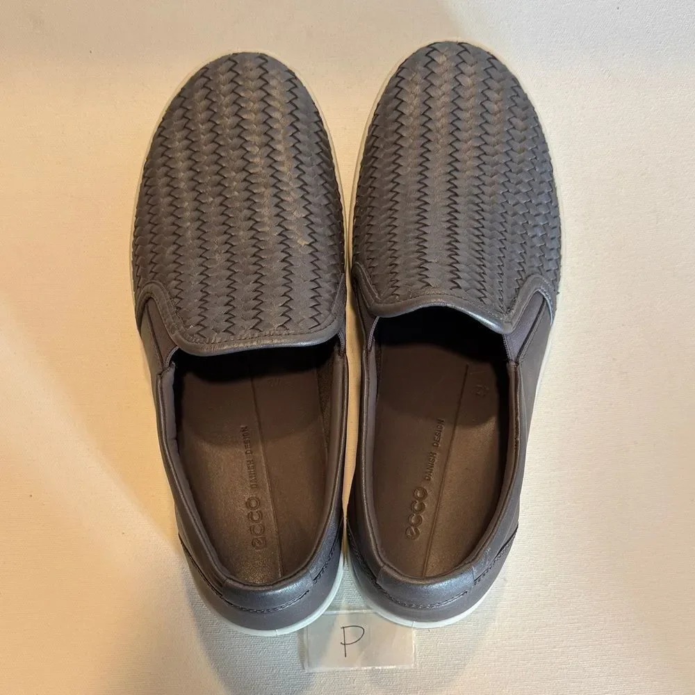 Ecco Women's Black Woven Slip-On Sneakers